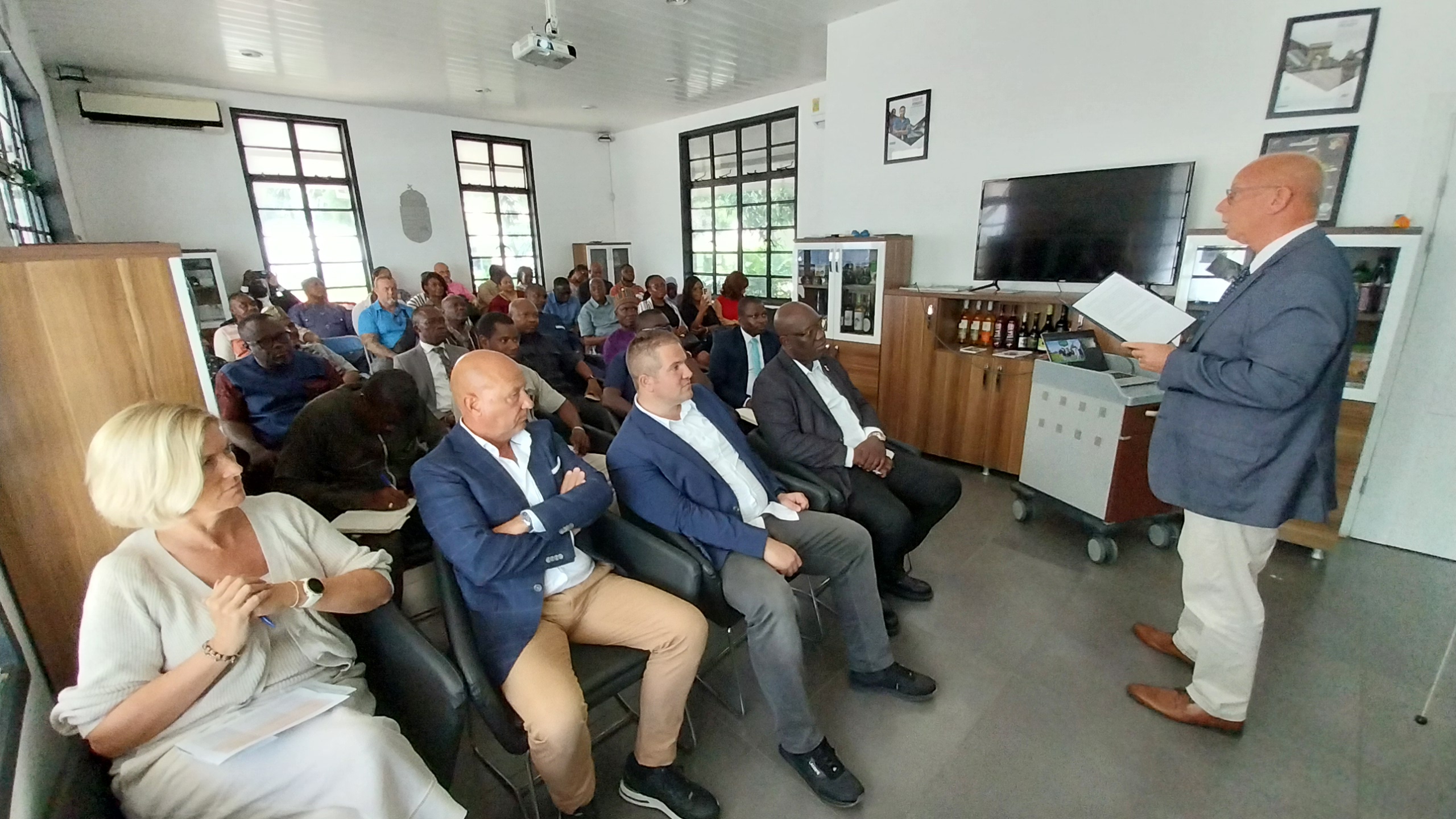 2024.06 Business forum with Capriovus and Hun